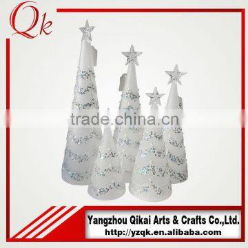 Medium Christmas Tree With Led Light for Christmas Day Party
