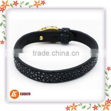 China Supplier Italian Metal Carved Tatoo Leather Bracelets for Men photo-4