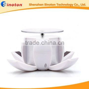 Apple shaped mobile phone 360 rotating solar displays with battery and LED