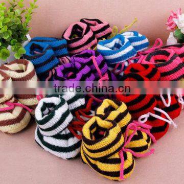 2014 kinds of wholesale kid baby slipper socks