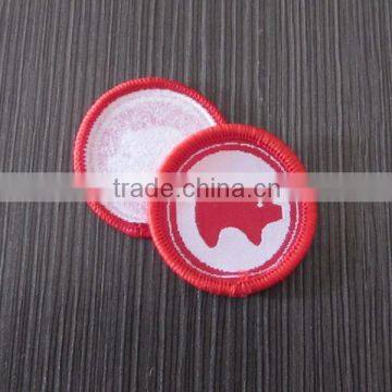 Special Animal Shape Circle Embroidery Woven Label photo-2