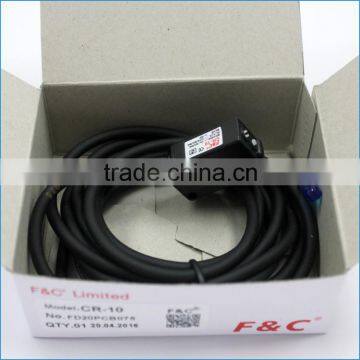 Small Square 12-24V dc Diffuse Photoelectric Sensor With CE photo-2