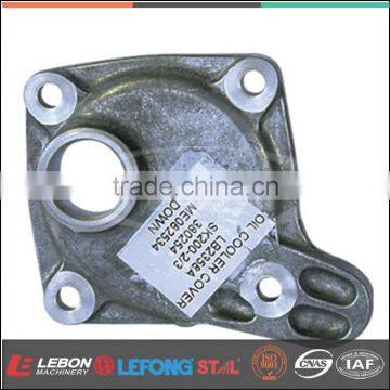 6D31 ME082535 Old Type Upper Bottom Oil Cooler Cover for SK200-2 SK200-3 Excavator Engine Parts