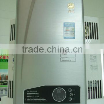 High efficiency mini wall hung gas boiler with CE certificate