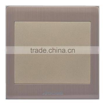 blank plate with golden color