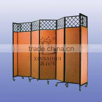 Room divider with wheels