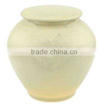 2015 New Design Ceramic Pot Made In China