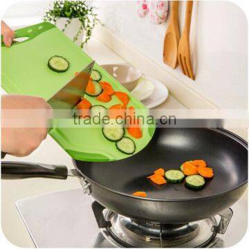 Plastic Thick Chopping Board With Drain Fruit Chopping Block Wholesale Cutting Boards photo-3