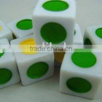color dice