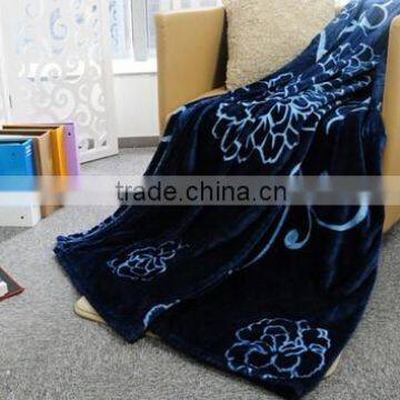 High Quality Flannel With Carving Blanket /Back Print Blanket/150D/288F Dyed Plain Style