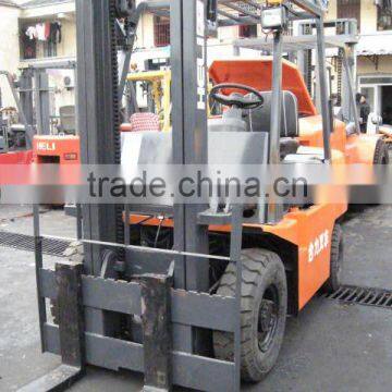 Quality-tested China Made Used Heli 3t Hydraulic Diesel Forklift in China photo-3