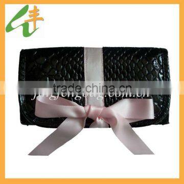 Latest design ladies elegant cosmetic bag