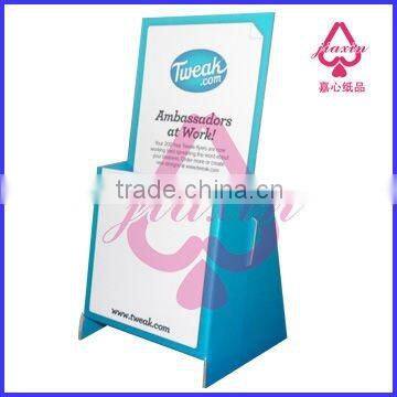 brochures paper stand