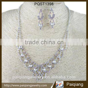 Latest design fashion good quality bling crystal wedding necklace and earring jewelry sets