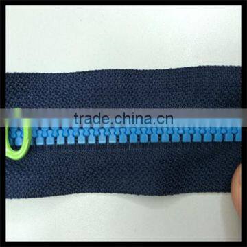 NO.5 Closed End Navy Plastic Zipper for Colorful Sweater photo-2