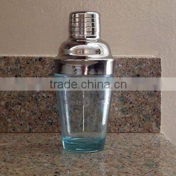 Hot sale glass shaker with stainless steel tap for bar