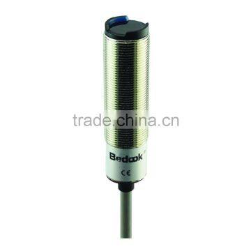 M18 Cable series DC 4-wire Diffuse photoelectric sensor