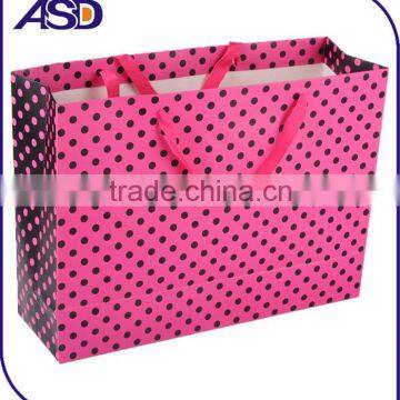 Dot King Size Grade Exquisite Gift Paper Bags UV Packaging Bags photo-2