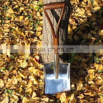 High Grade and Quality D Shape Wooden Handle Camping Shovel/farming Shovel/garden Shovel photo-3