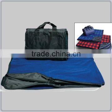 200*200 Extra large Picnic Blanket , Waterproof blanket with pocket