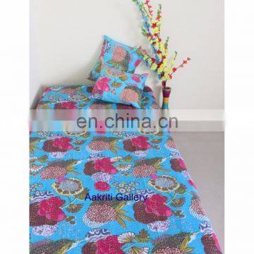 Twin cotton Fruit Print quilts Beige Color Handmade Bed covers quilt wholesale kantha throw From India