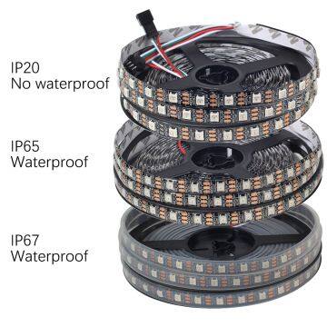 5 M 5050 RGB LED Bande WS2812B 60 LEDs/m Smart Led Pixel Bande, Noir/Blanc PCB WS2812 IC, WS2812B IP30/IP65/IP67 DC5V photo-3
