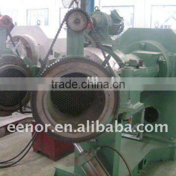 rubber extruder and rubber strainer