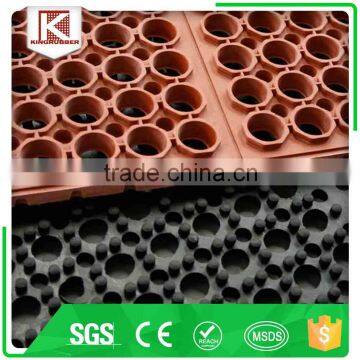 Rubber Mat With Holes