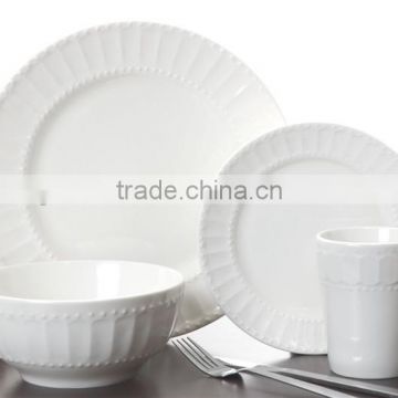 2015 new design 24 pcs embossed porcelain dinner set