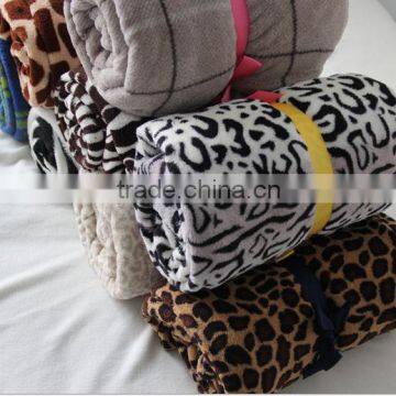 100% Polyester Coral Fleece Travel Blanket Roll packing