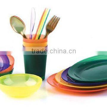 plastic picnic set, colorful dinnerware set