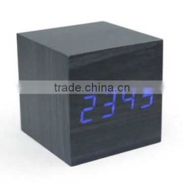 led wooden clock