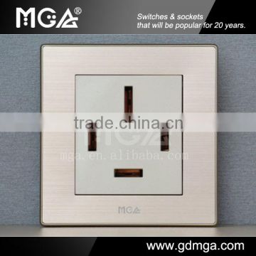 MGA Q7L Series 3 phase 4 wire Socket