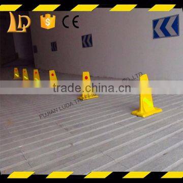 EVA Traffic Lane Dividers With Conventional Reflective photo-6