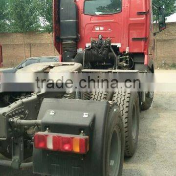 HOT SALE 420hp 4x2 SINOTRUK HOWO TRACTOR TRUCK HEAD photo-4
