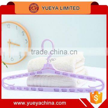 Chinese factory wholesale custom cheap sale plastic kids clothes hangers