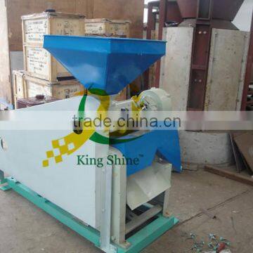 Diesel Engine Driving Soybean Dehuller photo-3