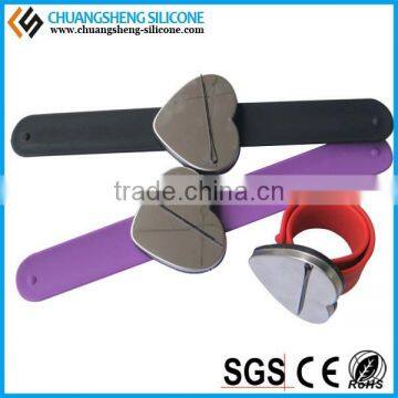 Heart-shaped Silicone Magnet Patted Bracelet,bangle,wristband photo-4