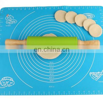 30cm length medium size non-stick silicone rolling pin with wooden handle for kneading dough