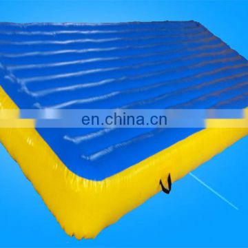 Cheap price!! inflatable sports equipment ,inflatable mats for gymanastic ,inflatable sports field for kids