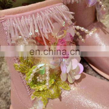 Aidocrystal New Style Comfortable Warm Women Shoes China Wholesale Winter Girl Lovely Bling Snow Boots photo-3