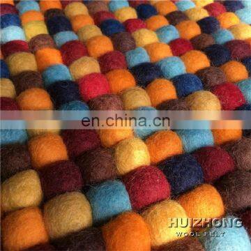 Nonwoven Polyester Needle FeltBallsRug AndCarpet With Different Color photo-2