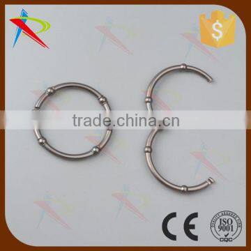 Easy open high quality curtain pole rings/shower rod curtain rings