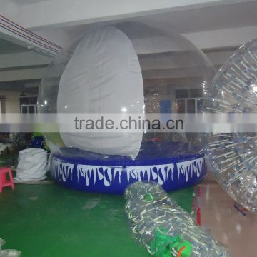 Wholesale most popular giant inflatable human size snow globe