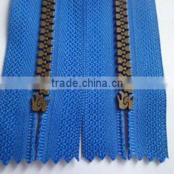 5# Plastic Resin Zipper Nickel Teeth Zipper Close End Zipper With Auto Lock Slider Zipper Porcket Zipper photo-3