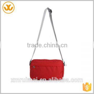 Large Capacity Red Non Woven Lightweight Custom Messenger Bag