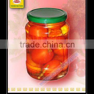 Canned peeled tomato