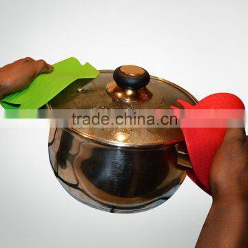 Strawberry Shaped Silicone Mat photo-4