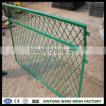 Razor Barbed Wire Cbt-65 With Clips photo-3