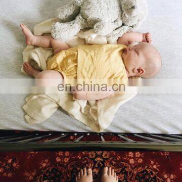 New Soft Yellow Two Pieces Baby Cotton and Linen Clothes Sets Top Tshirt & Shorts 2pcs Set photo-5